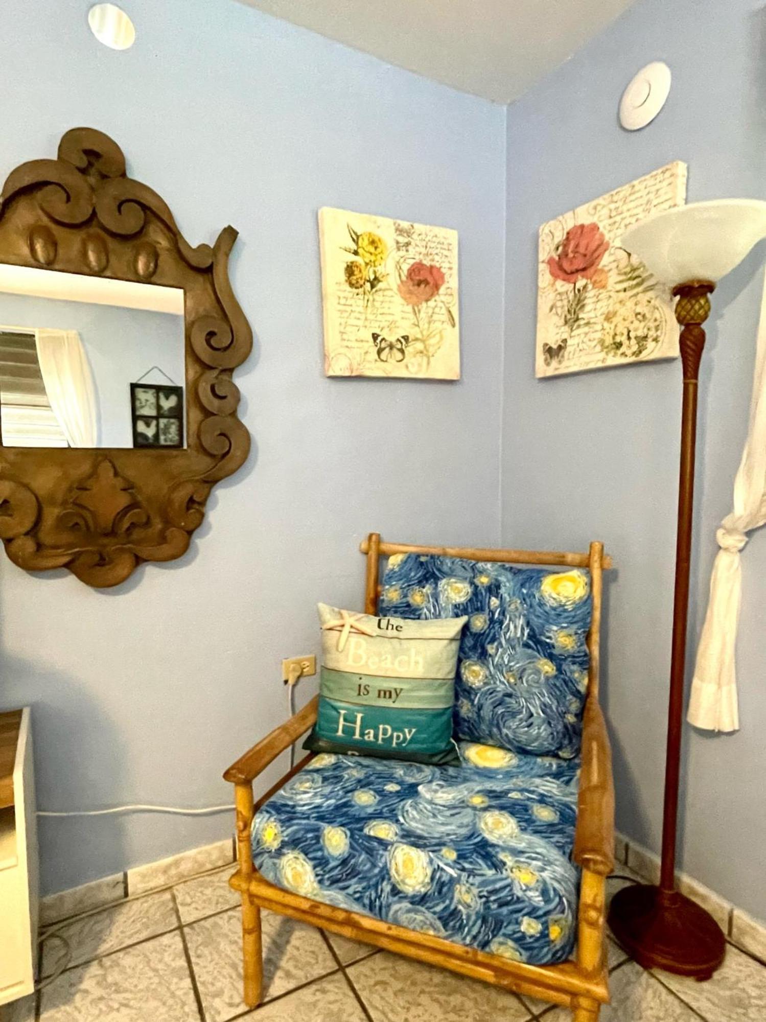 Esperanza Inn Guesthouse (Adults Only) ビエケス 部屋 写真